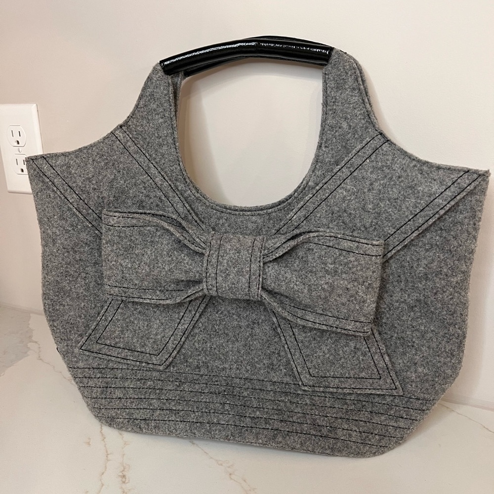 Kate Spade Elegant Gray Bow Tote Bag ♠️